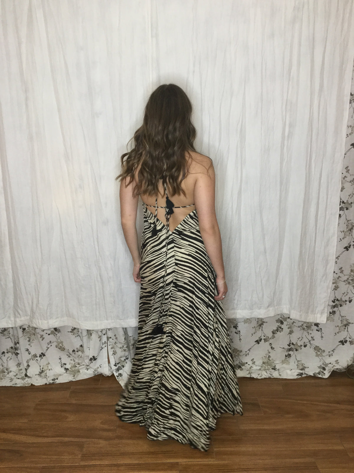 Muse Maxi Bianca | Black & Ivory Zebra Print Flowy Halter Maxi Dress